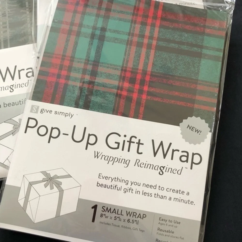 Holiday Christmas Gift Box Bundle 1 large 2 small Red & Green No Tape Required